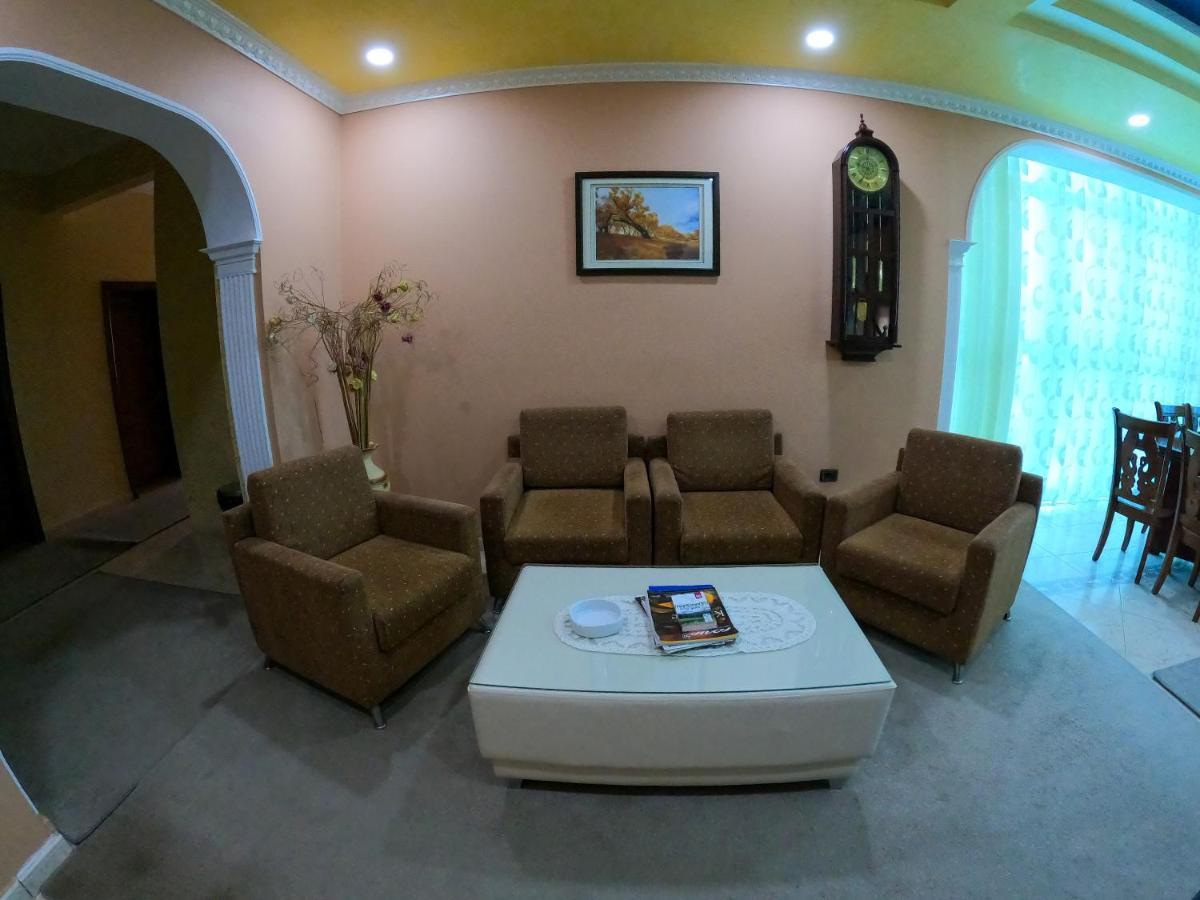 Hotel Hasmegaj Mahall' e Kryethuit Luaran gambar