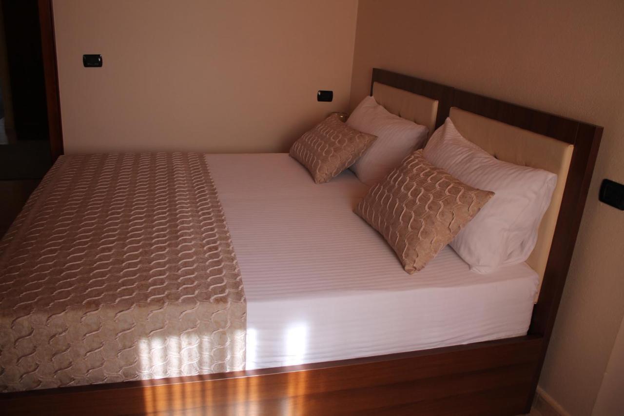 Hotel Hasmegaj Mahall' e Kryethuit Luaran gambar